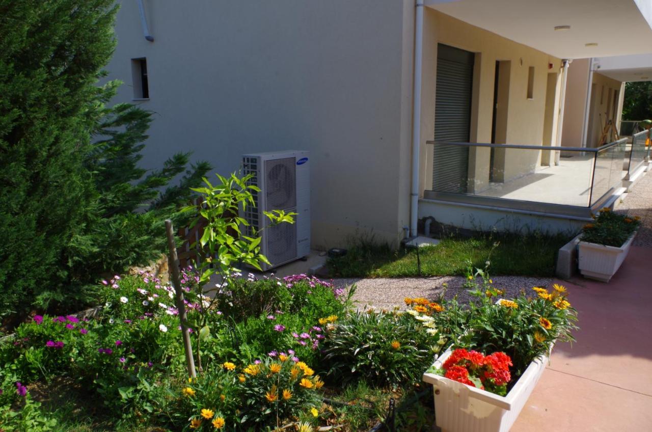 Anesis Luxury Apartments Skala Sotiros Ngoại thất bức ảnh