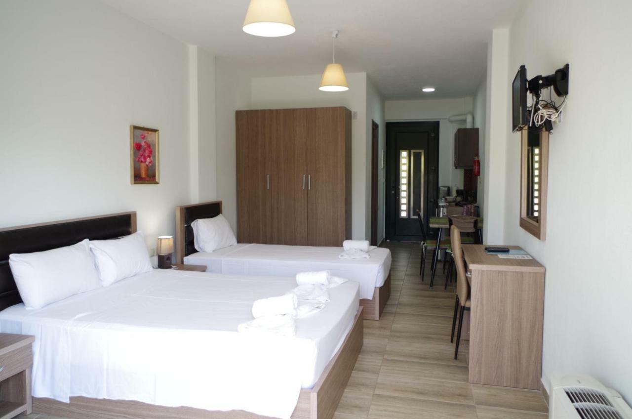 Anesis Luxury Apartments Skala Sotiros Ngoại thất bức ảnh